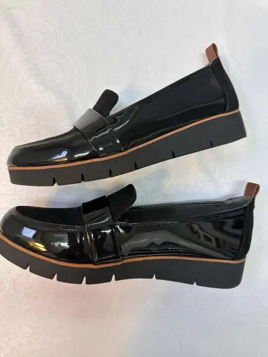 Dr. Scholl's - Picture 4 of 10